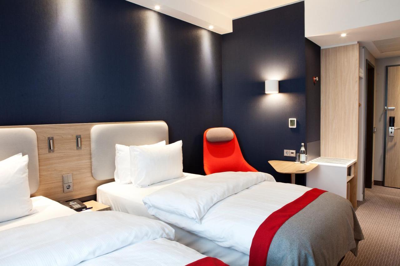 Holiday Inn Express - Kaiserslautern By Ihg מראה חיצוני תמונה